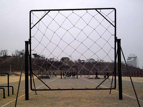 新疆400米渡海登训练器材｜绳网